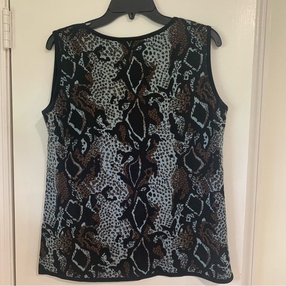 Exclusively Misook Knit Snakeskin Animal Print Sleeveless Top Office Size Large - Picture 7 of 9